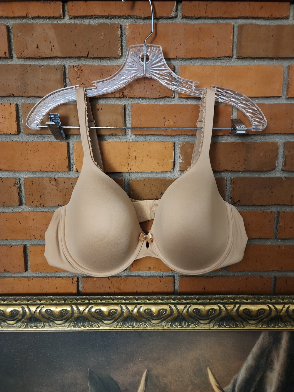 Victoria's Secret Perfect Coverage Beige Bra 40C